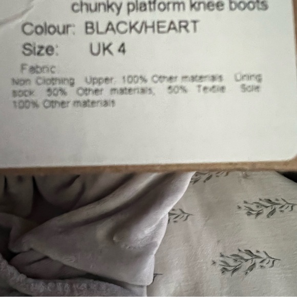 Women’s boots - Picture 7 of 7